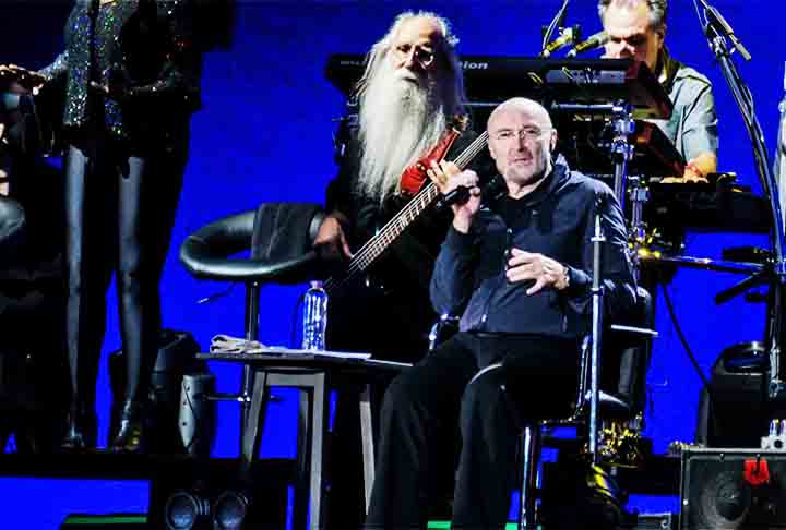 Em sua última performance com o Genesis, no mês de março de 2022, Phil Collins subiu ao palco em uma cadeira de rodas, o que emocionou seus fãs. O show fez parte da turnê “The Last Domino”, que marcou a despedida da banda. 
