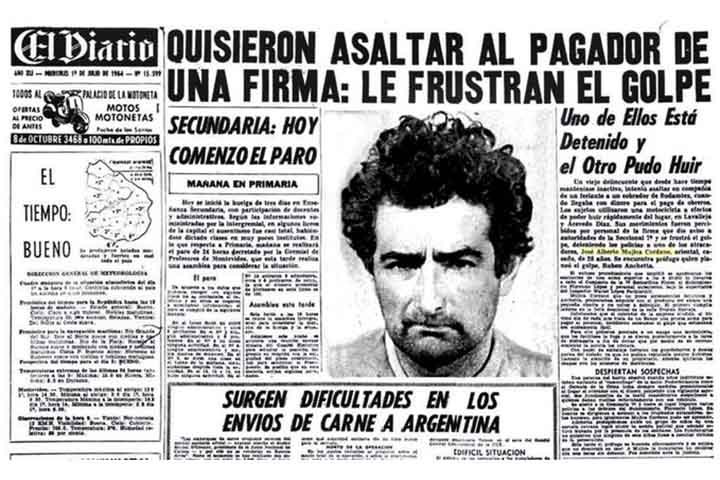 No período de atuação clandestina, Mujica foi preso diversas vezes. No cárcere, foi submetido a sessões de tortura e, no total, ficou detido por 15 anos.
