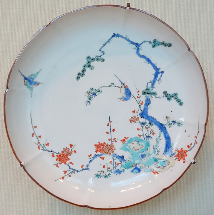 No século XIX, avanços industriais possibilitaram fórmulas mais resistentes, levando ao uso técnico em química.
