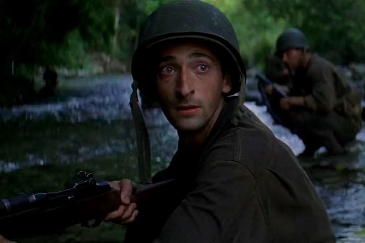 Em 1998, por exemplo, atuou no épico de guerra 