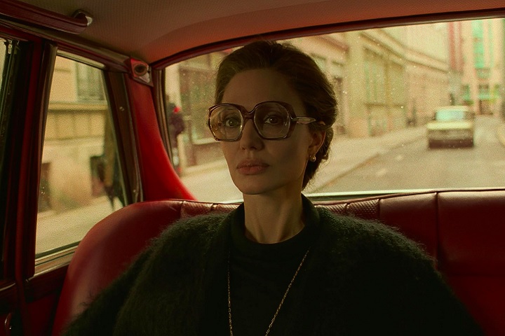 Angelina Jolie: Outra que tambÃ©m concorreu ao Globo de Ouro e nÃ£o deu as caras no Oscar foi Angelina Jolie, por seu papel em 