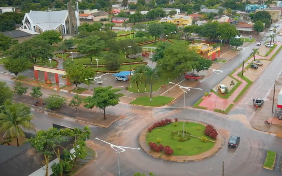 Gaúcha do Norte (MT) - 43,53 pontos - Problemas de acesso à água potável e saneamento. A infraestrutura rodoviária é deficiente para o escoamento agrícola. Alta dependência da agropecuária e pouco desenvolvimento de outros setores.