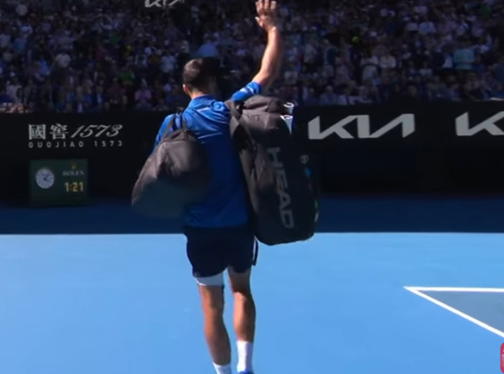 Djokovic abandona disputa, cede a vitória ao rival e causa espanto na Austrália