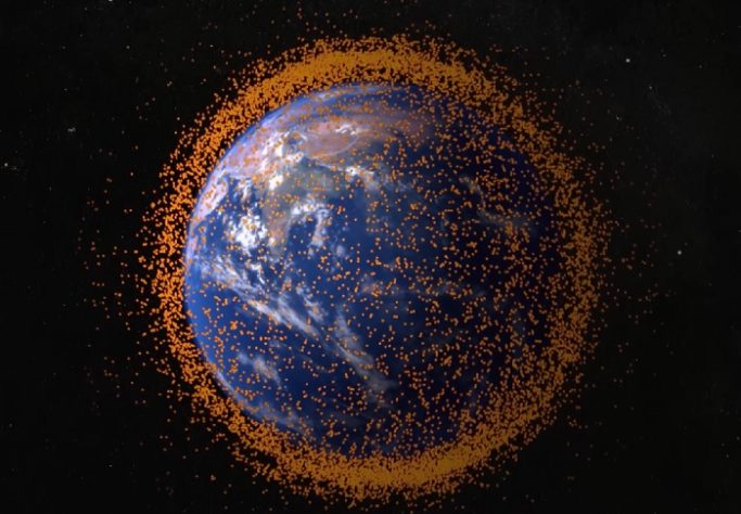 Terra - lixo espacial