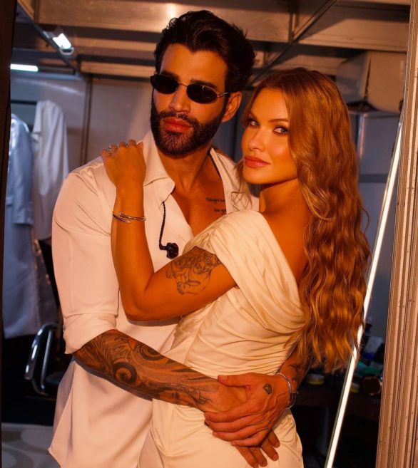 Além da música, Gusttavo é empresário e investidor, com negócios em diferentes setores. Desde 2012, mesmo com algumas idas e vindas, ele mantém um relacionamento com a modelo Andressa Suita. O casal têm dois filhos, Gabriel e Samuel.

