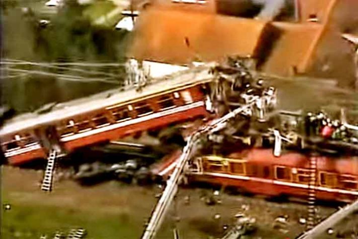 O acidente ferroviário de Buizingen - Relembre 12 acidentes ferroviários impressionantes! 