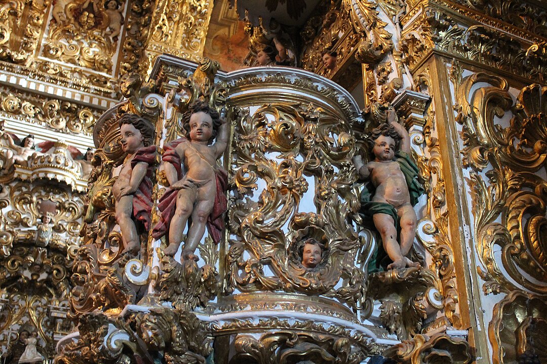 Outras cidades com esse tipo de riqueza no interior de igrejas são Recife, Belém, São Paulo e Rio de Janeiro. Veja algumas igrejas emblemáticas, além do templo soteropolitano de São Francisco. -Ana Claudia Shcad  wikimedia commons