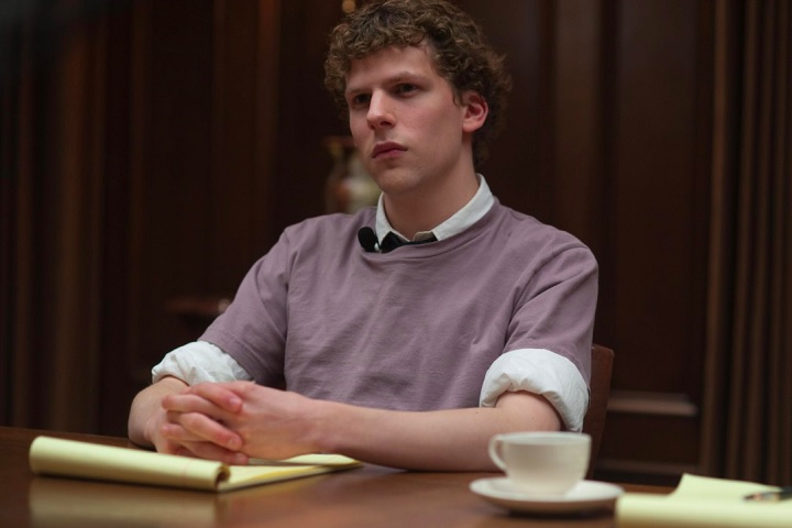 Pela atuação, Eisenberg conquistou sua primeira indicação ao Oscar, na categoria de Melhor Ator.-divulgação