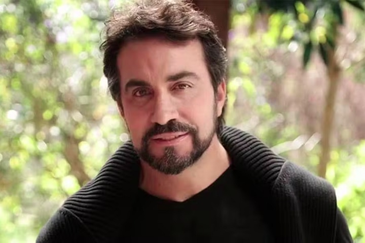 O último compromisso de Fábio de Melo foi um show no Santo Amaro da Purificação, na Bahia, no domingo (2/2).

-divulgação