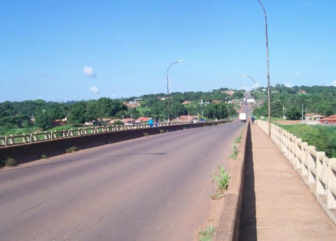 Ele destacava a importância da ponte para a região, explicando que Aguiarnópolis e cidades vizinhas dependiam da travessia para acessar Estreito, uma cidade maior e com mais serviços.