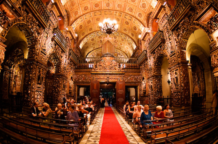 Turisticamente, são grandes atrativos para visitantes do Brasil e do mundo. Suas obras de arte, pinturas, esculturas e talhas douradas encantam estudiosos e curiosos. Muitas dessas igrejas fazem parte de roteiros culturais e religiosos renomados.-Patricia Figueira - wikimedia commons 
