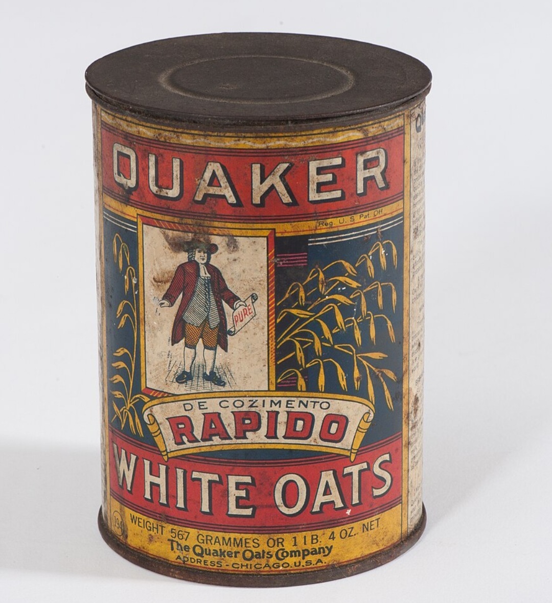 A aveia Quaker é um produto da Quaker Oats, que chegou ao Brasil no meio do século XX. A PepsiCo é dona da marca no Brasil. 