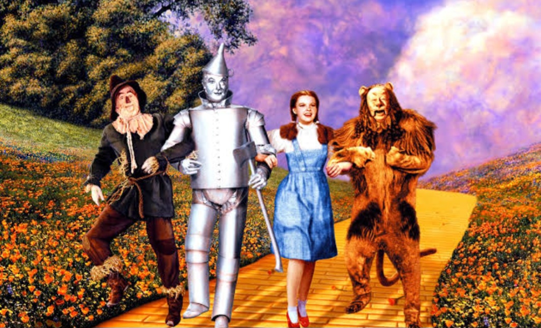 #2. “O Mágico de Oz” (1939): Essa fábula do diretor Victor Fleming chamou a atenção de todos na época em que foi lançado por utilizar uma técnica conhecida como “Technicolor”, um processo que deixava as cores do filme mais vivas.-Divulgação 
