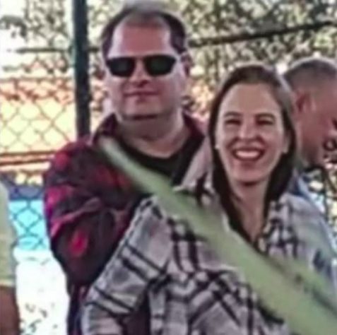 Suzane Von Richthofen fez uma rara aparição pública ao lado de seu bebê de um ano