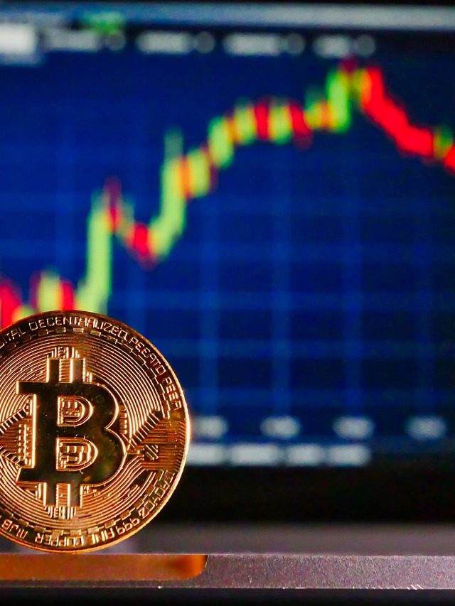 Nobel de Economia prevê que bitcoins entrarão em colapso