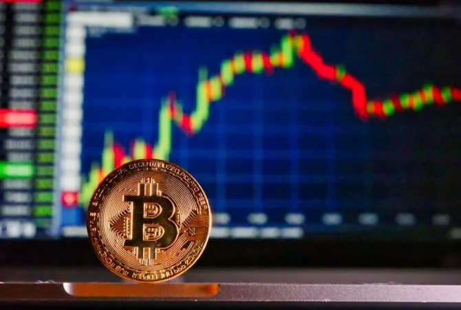 Nobel de Economia prevê colapso do mercado de bitcoins