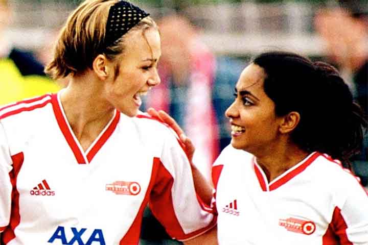 O primeiro grande papel de Keira Knightley no cinema veio em 2002, quando estrelou o filme 