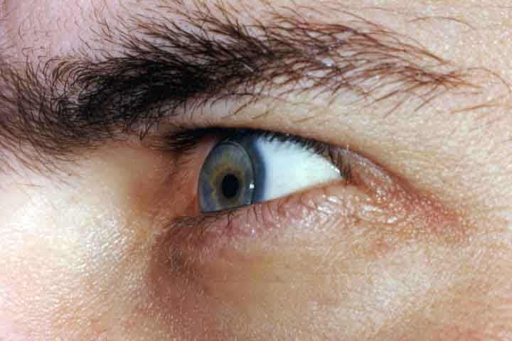 Com a evoluÃ§Ã£o dos materiais e das tÃ©cnicas de fabricaÃ§Ã£o, as lentes de contato continuam a oferecer novas possibilidades para usuÃ¡rios com diferentes necessidades visuais. No entanto, seu uso requer cuidados especÃ­ficos para evitar problemas oculares e garantir uma experiÃªncia segura e confortÃ¡vel.