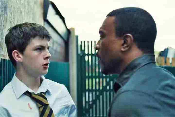 “É muito planejamento. Você não pode fazer uma lista de planos de filmagem, então não tínhamos uma. Mapeamos a área que iríamos usar e analisamos como a câmera se moveria dentro dela, ensaiando tudo como uma dança entre mim e o elenco”, detalhou Lewis à revista “Variety”. 
