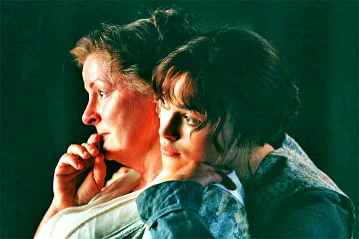 Sua atuação trouxe frescor e carisma à personagem, ampliando sua reputação como uma das melhores atrizes da sua geração. Após esse grande sucesso, ela mergulhou em outros filmes de época que reforçaram seu talento.