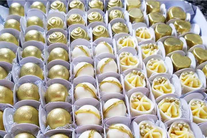 Fabricantes e entidades do setor costumam afirmar que o chocolate branco é, sim, chocolate, desde que respeite critérios técnicos de produção. 