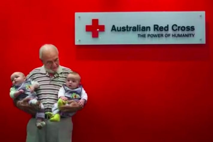 Morre doador de sangue que salvou a vida de mais de 2,4 milhões de bebês na Austrália