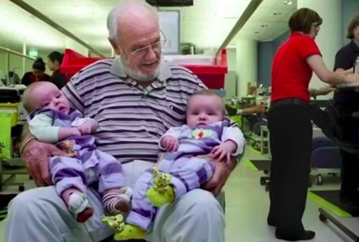 Morre doador de sangue que salvou a vida de mais de 2,4 milhões de bebês na Austrália