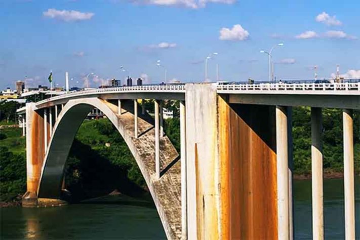 Ponte da Amizade