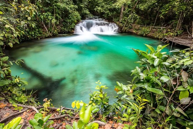 Cachoeiras mansas propiciam banho refrescante e seguro; descubra esses lugares relaxantes