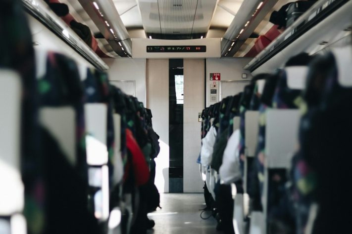 Trem interior - foto NEUTRA