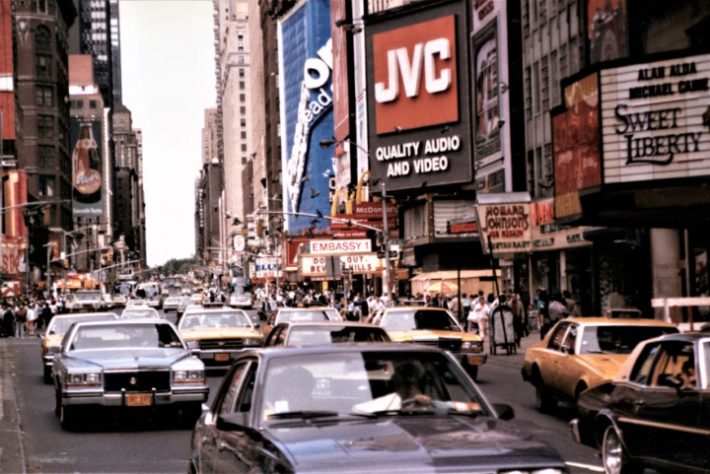 Times Square, Nova York, nos anos 1990