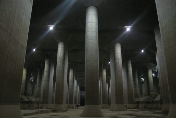 Japão tem ‘Catedral subterrânea’ antienchente que impressiona com túnel gigantesco