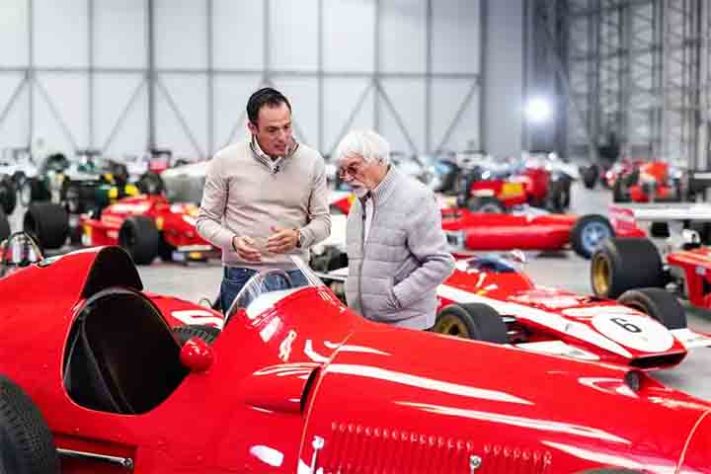 Carros históricos de ex-chefão da F1 
