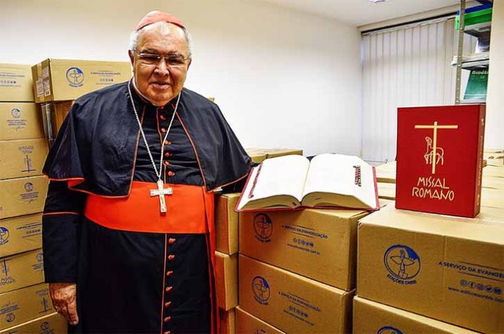 Cardeais brasileiros que participam do conclave 