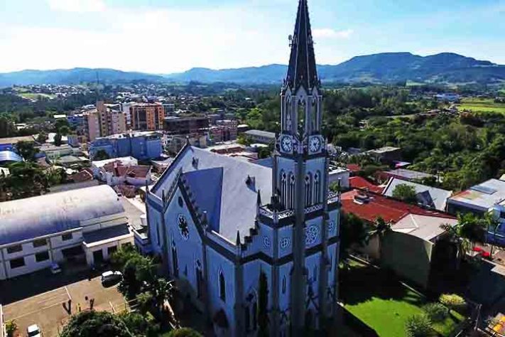 Arroio do Meio, RS - Cabana Bela da Montanha, em Arroio do Meio, RS - Reprodução de Youtube
