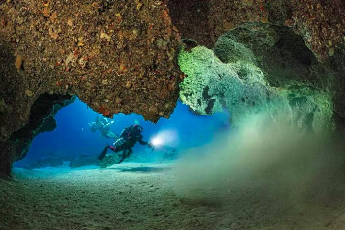 Cientistas descobrem anéis misteriosos no Mar Mediterrâneo
