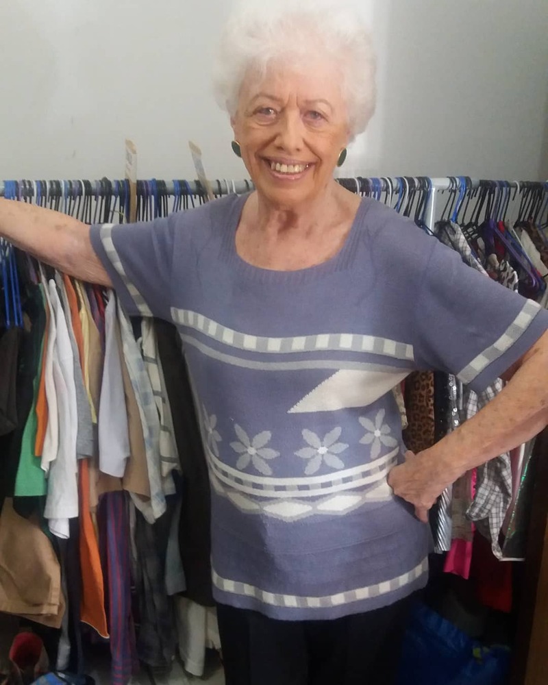 Sônia Zagury - 90 anos - Iniciou sua carreira artística na década de 1990. Assim, destacou-se primeiramente por suas participações em "Explode Coração" (1995) onde interpretou a mãe de Edson Celulari, e em "Terra Nostra" (1999), de Benedito Ruy Barbosa, interpretando a cozinheira Antônia.