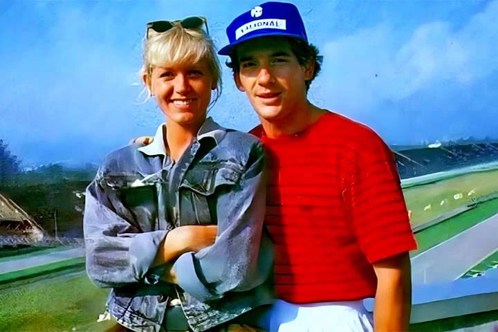A apresentadora do famoso 'Xou'  e Ayrton Senna viveram um badalado romance no fim dos anos 1980. O fato de reunir duas das personalidades mais famosas do país deu grandes proporções ao relacionamento.

