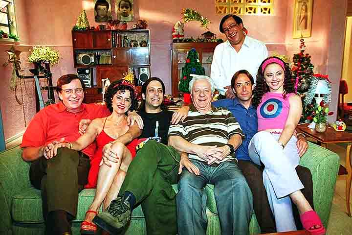 O elenco contava ainda com Pedro Cardoso (Agostinho Carrara), Marco Nanini (Lineu), Marieta Severo (Dona Nenê), Lúcio Mauro Filho (Tuco), Guta Stresser (Bebel), Andréa Beltrão (Marilda), entre outros.
