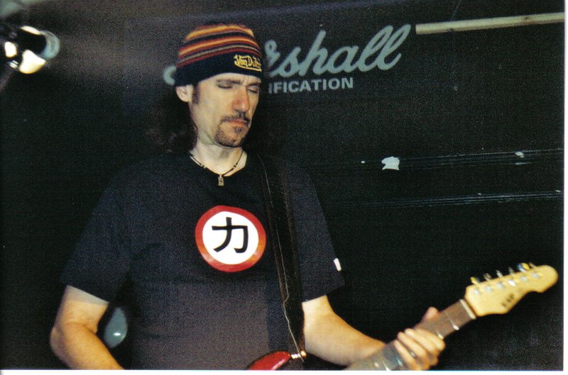 O “KISS Army Storms Vegas” terá uma série de atrações, incluindo o ex-guitarrista da Kiss Bruce Kulick, bandas que farão tributo e convidados especiais. Além disso, os músicos irão responder a perguntas enviadas pelos fãs. 
-rjforster/Wikimedia Commons