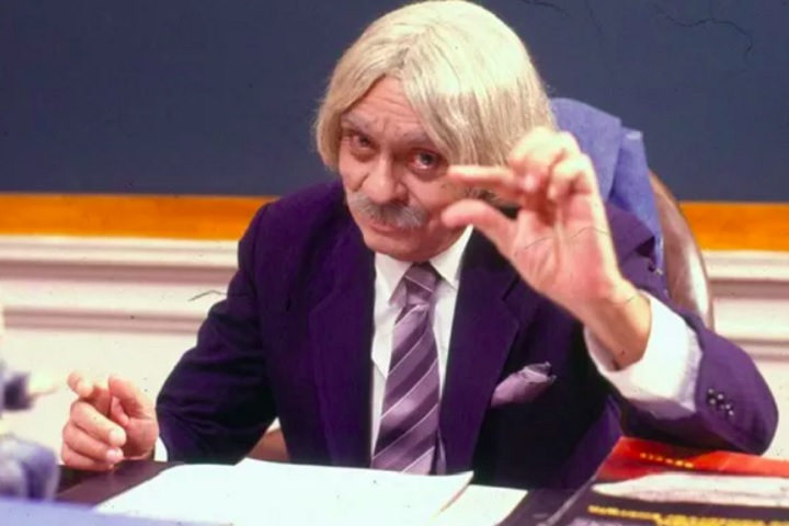 O auge da carreira de Chico Anysio veio entra as décadas de 1970 e 1990, principalmente com o programa "Chico City" e, mais tarde, com o lendário "Escolinha do Professor Raimundo".