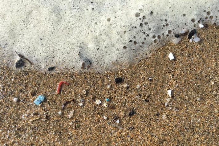 Microplástico nas praias