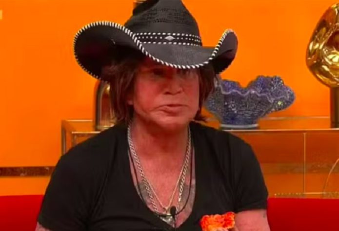 Mickey Rourke no programa Celebrity Big Brother UK