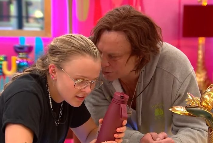 Mickey Rourke no programa Celebrity Big Brother UK