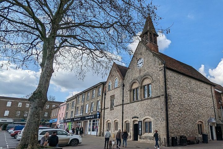 Museu da Inglaterra descobre livro feito com pele de assassino