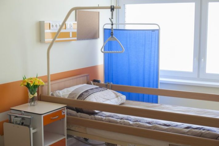 Quarto de hospital - foto NEUTRA
