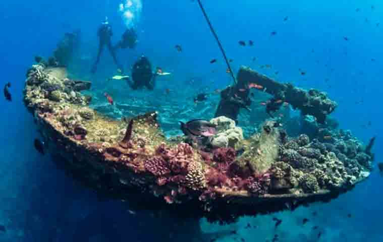 Portugal guarda um valioso patrimônio submerso em suas águas - Arqueólogo descobre tesouro em navio naufragado - reprodução/The Daily Galaxy/Great Discoveries Channel