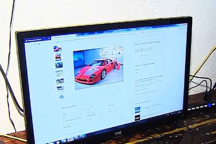 Homem constrói réplica de Ferrari, anuncia online, e é processado por plágio pela marca