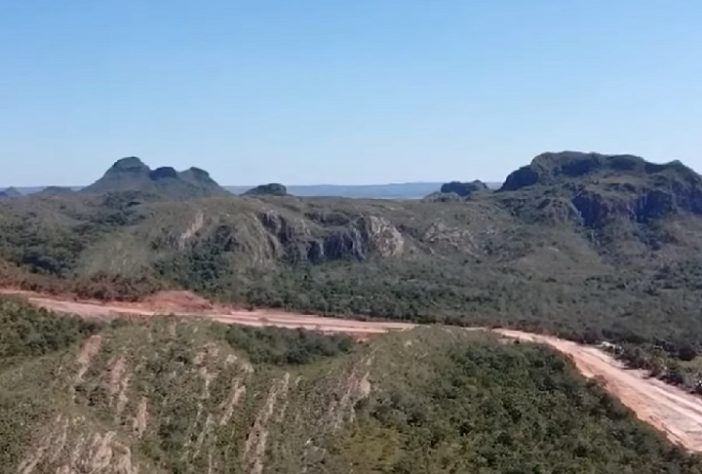 Maior cratera de meteoro fica no Brasil - Domo de Araguainha