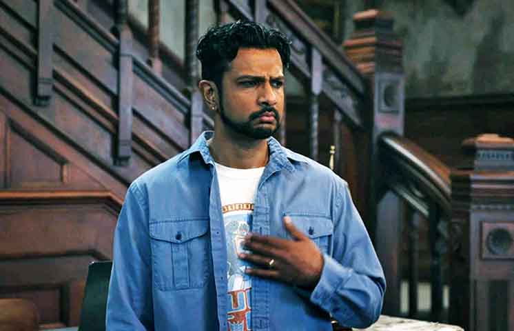 Utkarsh Ambudkar, no papel de Jay, Ã© o contraponto ideal: cÃ©tico, prÃ¡tico e constantemente confuso com as interaÃ§Ãµes entre a esposa e os fantasmas, ele traz humor sutil e atuaÃ§Ãµes espontÃ¢neas que enriquecem os episÃ³dios.